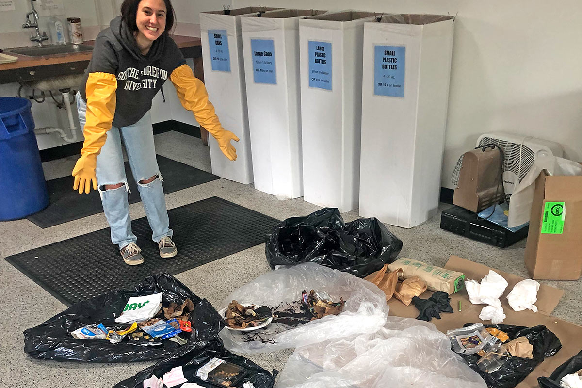 Trash Talk A Waste Audit at SOU Sarah Ross Student Zero Waste Coordinator