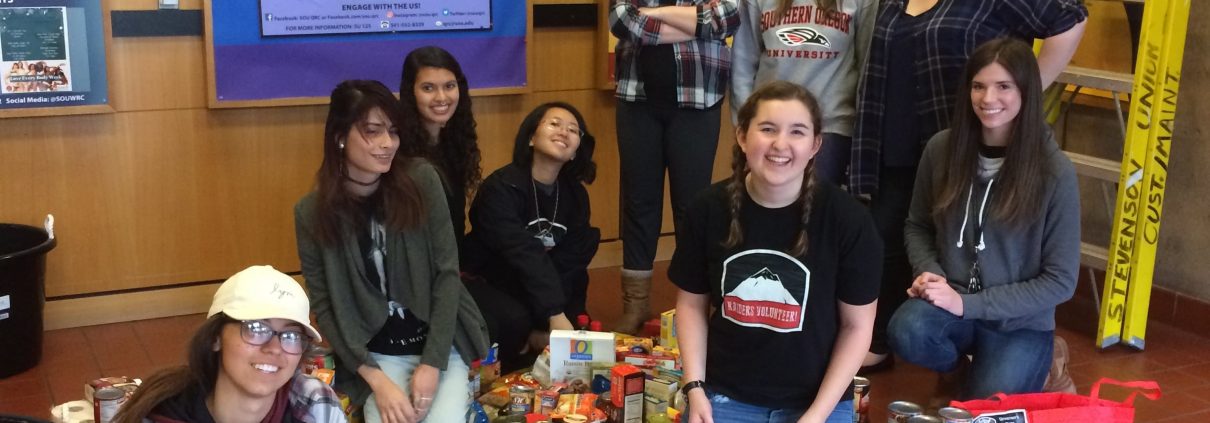 group of students at governor's food drive